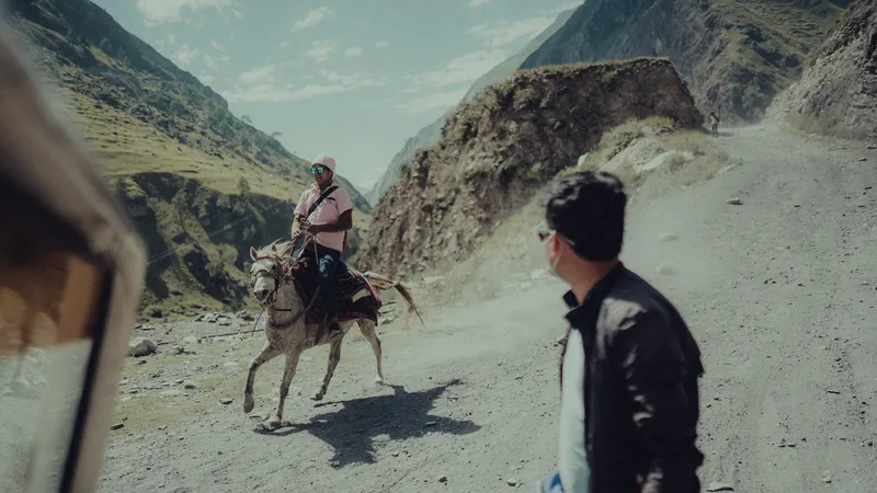 horse_riding_dolpo